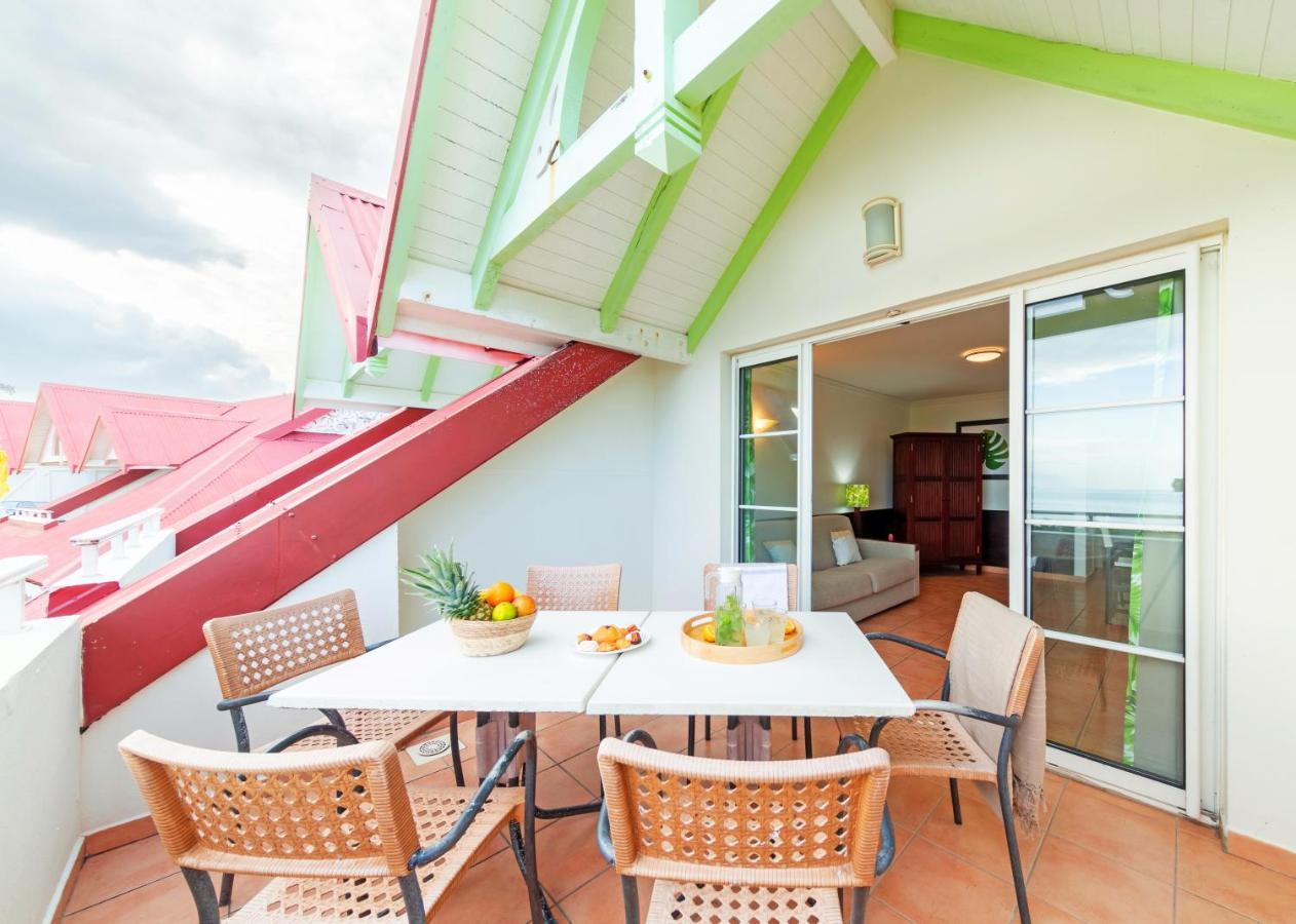 Village Pierre & Vacances Sainte Anne Exterior photo